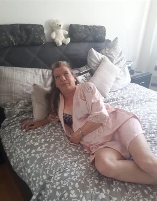 Nozila, escort in Wairau id6611