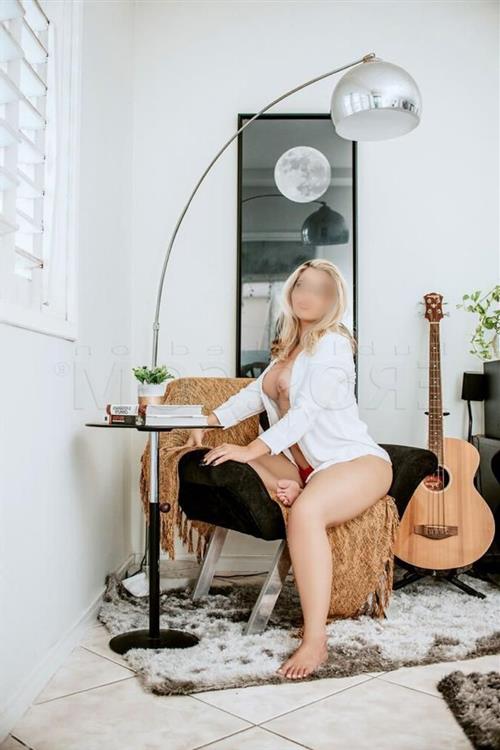 Cilli, escort in Henderson id1157