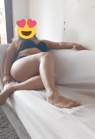 Suganja, vip girls in Whakatane id5698